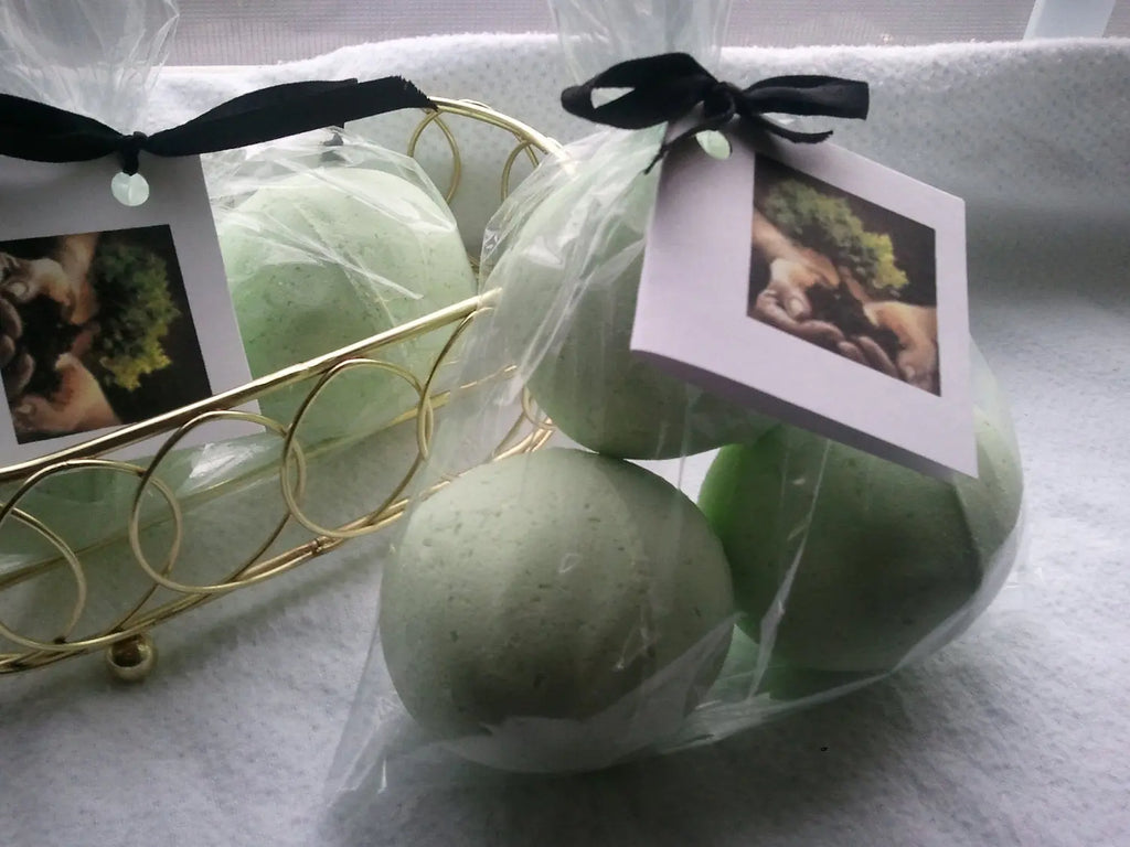 14 bath bombs in Bonsai fragrance, gift bag bath fizzies, great for dry skin, shea, cocoa, 7 ultra rich oils Spa Pure