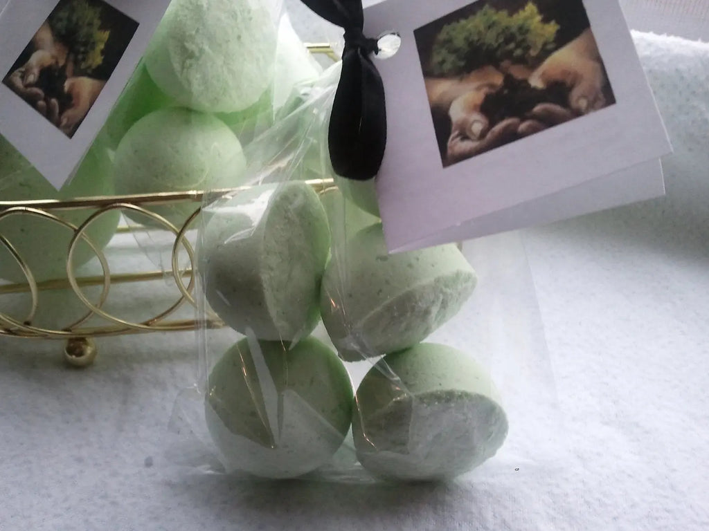 14 bath bombs in Bonsai fragrance, gift bag bath fizzies, great for dry skin, shea, cocoa, 7 ultra rich oils Spa Pure