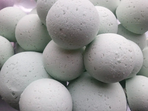 14 bath bombs Lavender & Chamomile gift bag bath fizzies, great for dry skin Spa Pure